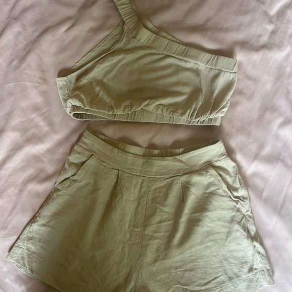 High Waist Tan Shorts and One shoulder top Matching Set - Picture 7 of 8